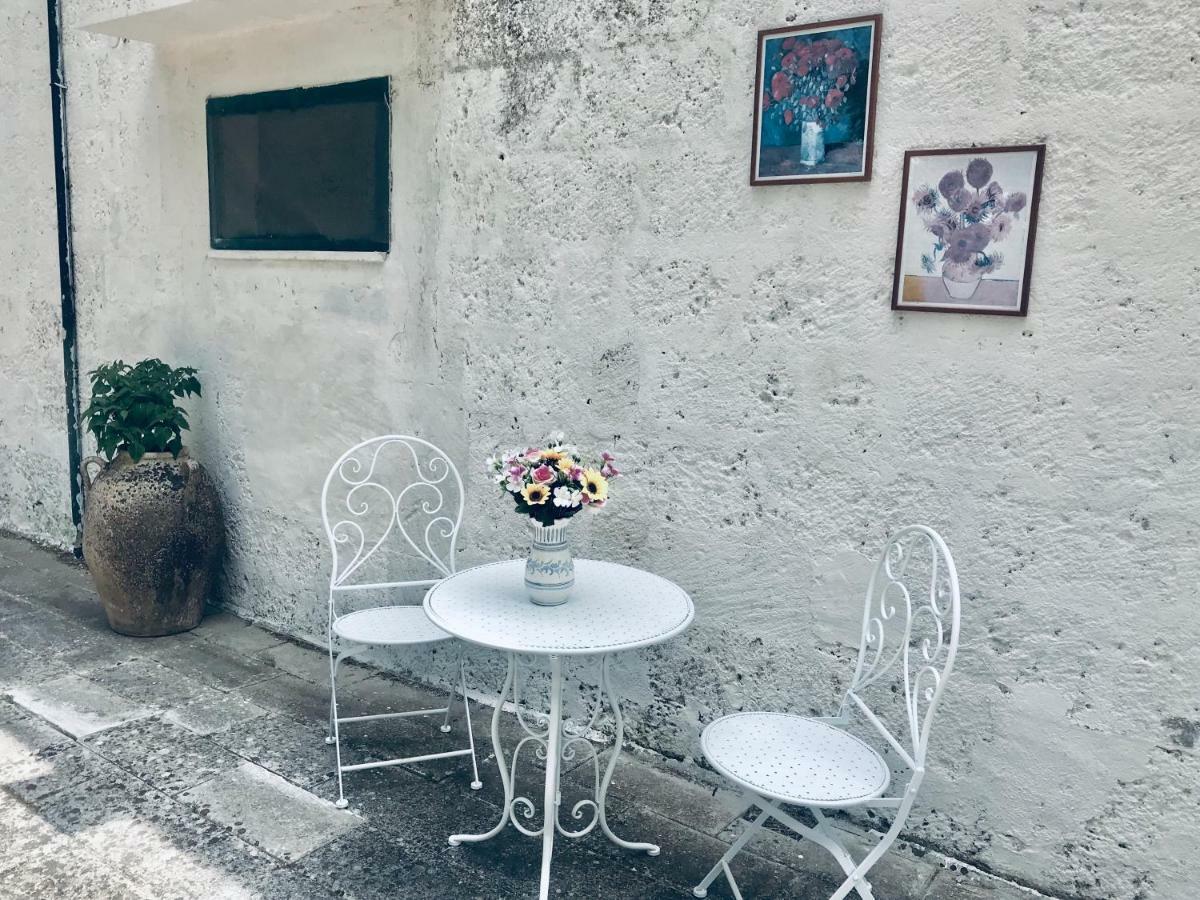 Villa San Nicola, Holidays Home, Historic Retreat * Vignacastrisi